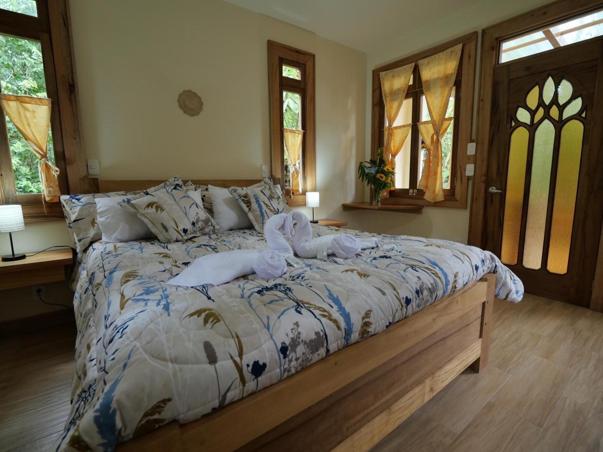 Bed and Breakfast Casa Del Rio En Mindo Exterior foto